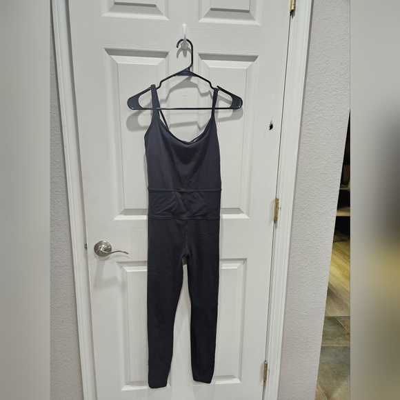 EUC Vuori Black Mindset Jumpsuit Size Small - Picture 4 of 9